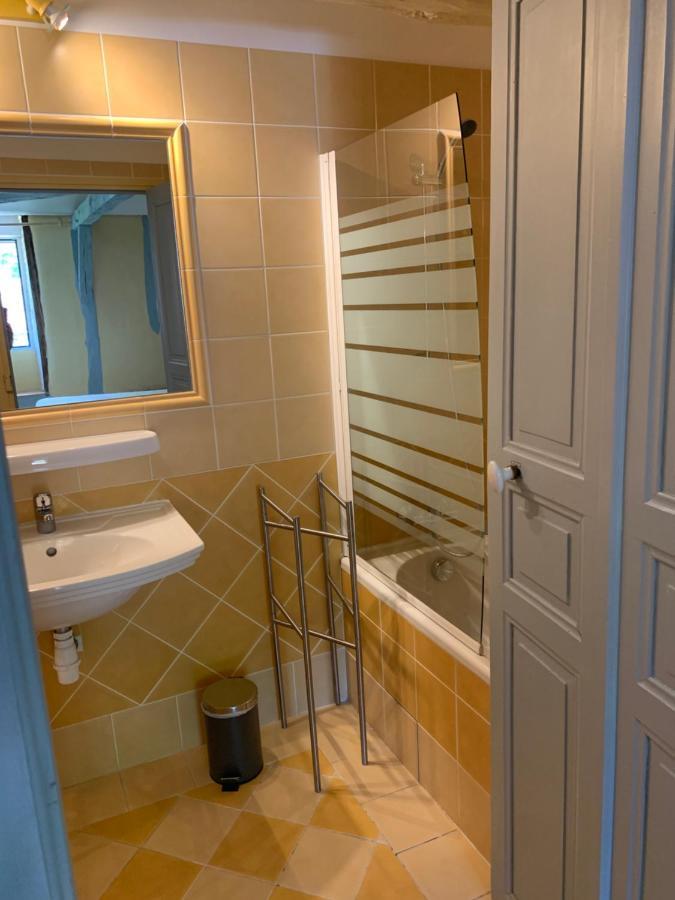 Chambres D'Hotes Maison Redon Tour-de-Faure Ngoại thất bức ảnh